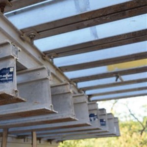 balok aluminium