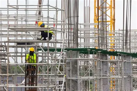 What are the requirements and precautions for the scaffolding erection