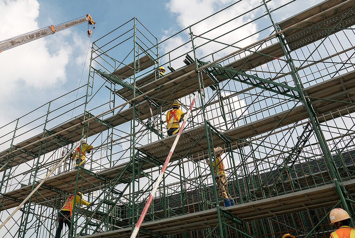 What are the appearance requirements for steel pipe scaffolding couplers