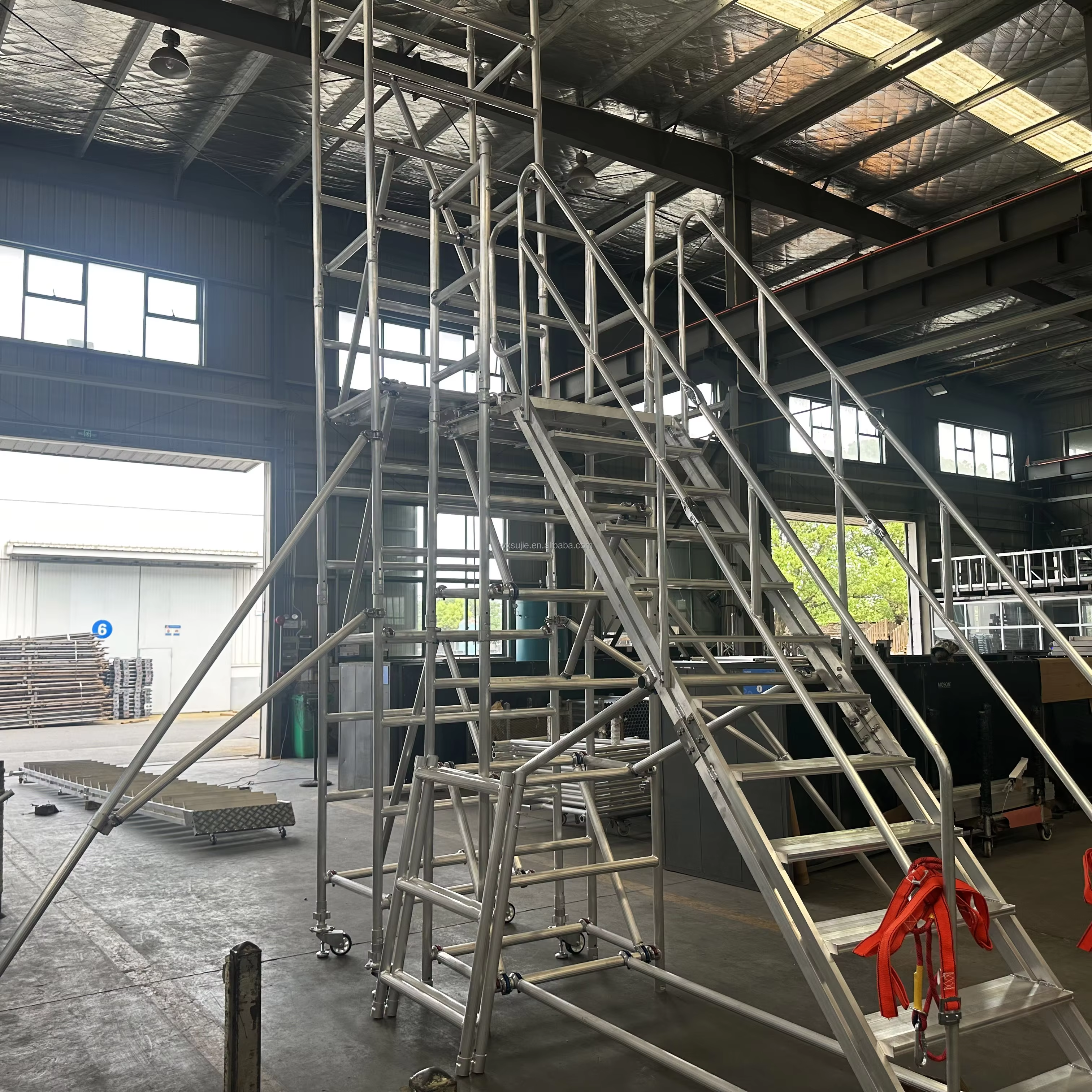 Precautions for Erecting Industrial Mobile Scaffolding
